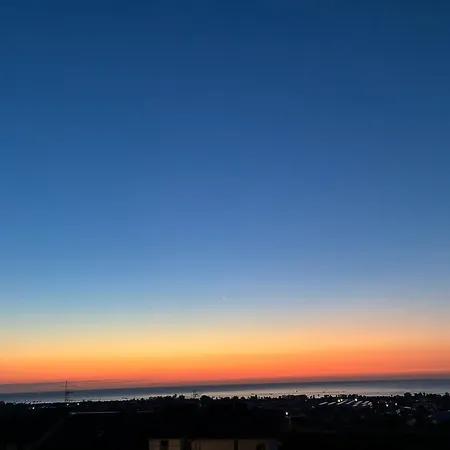 I Colori Dell Alba Al Mare * Villa Rosa Di Martinsicuro